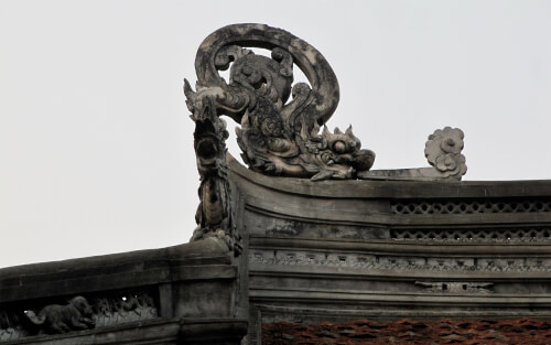 ディン バン コミュニティ ハウス - キン バックの古代建築の傑作