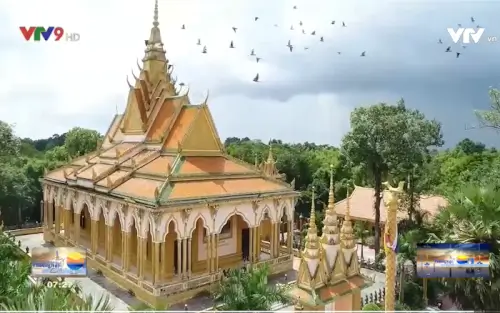 コウノトリ パゴダは、チャ ビンの特別な寺院です。