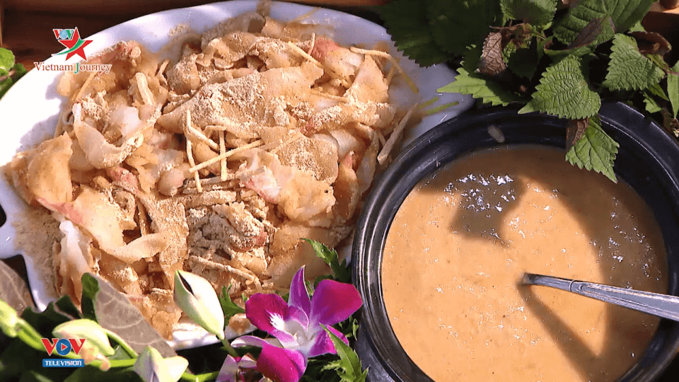 DISCOVER FOOD OF THE COUNTRY: UNIQUE FOOD FROM FISH IN THE RIVER