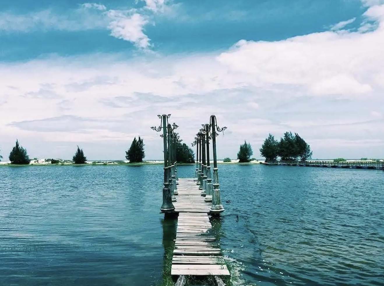 ホーコック ビーチには、今もその野生の美しさが残っています。