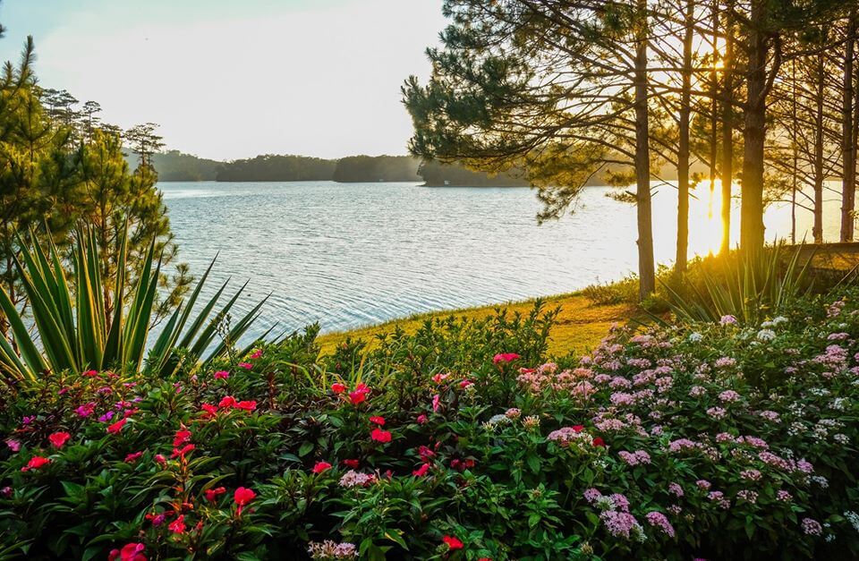 ダラットのトゥエンラム湖遺跡