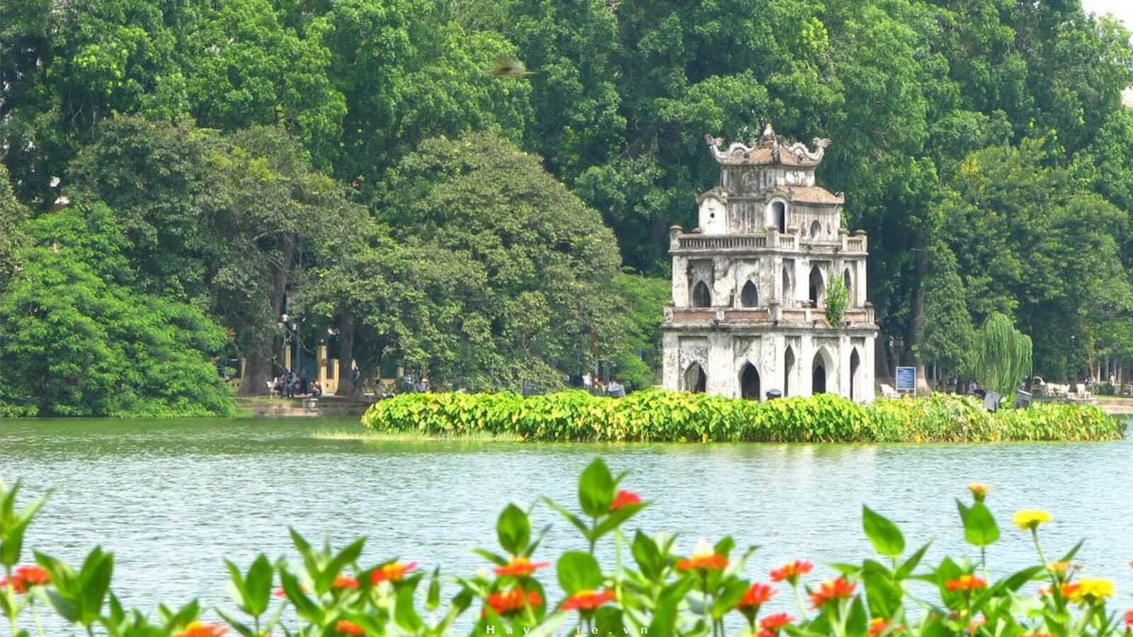 Exploring the Legends and Beauty of Hoan Kiem Lake