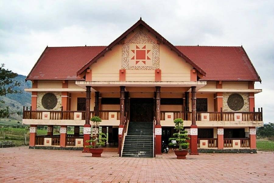 ヒーロー ナップ メモリアル ハウス