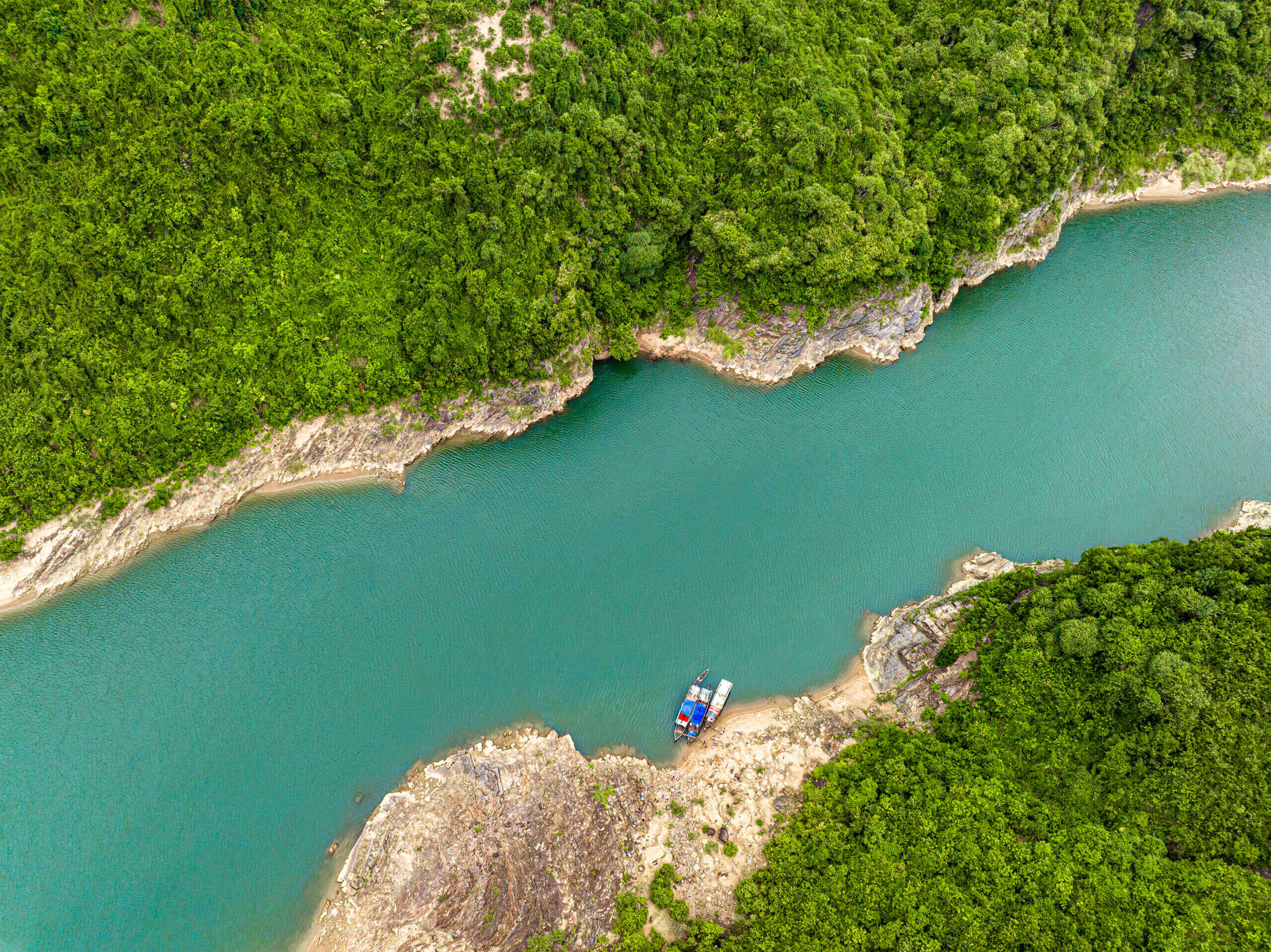Hon Kem Stone Stop - Breath of history and nature