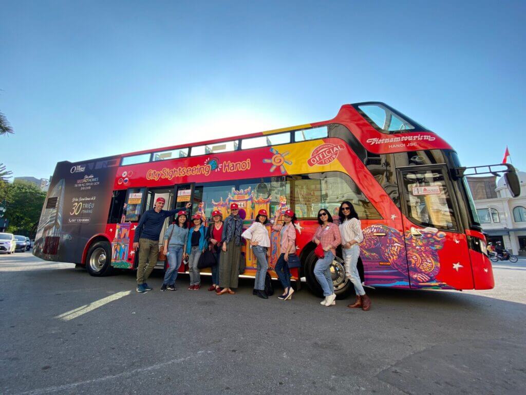 ハノイ市内観光発 2 階建てバスのチケット