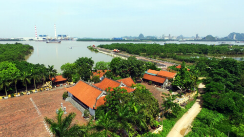 チャン寺院は意味のあるスピリチュアルな観光地です