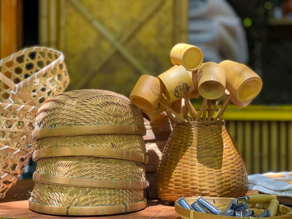 Vườn tre Tư Sang