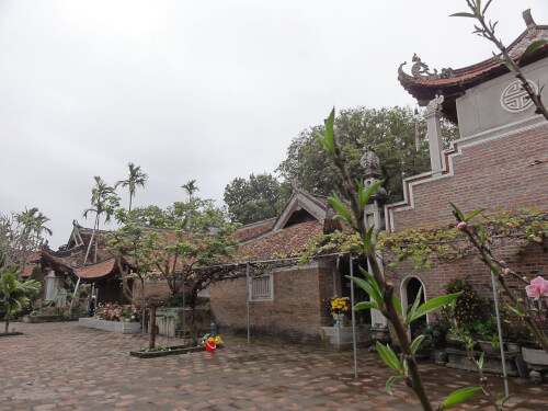 デュクラ寺院の静かな一角