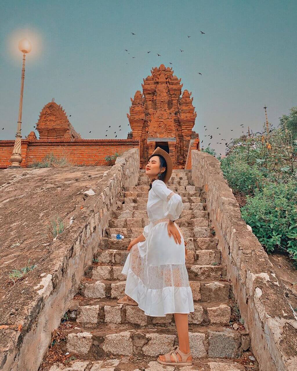 年末にニントゥアンを訪れる際に見逃せない 5 つの場所