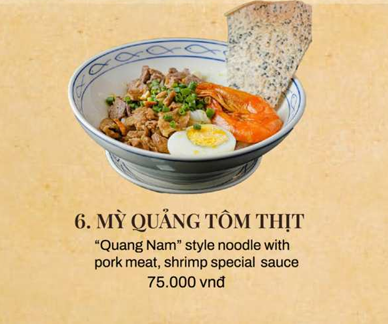 Quang noodles with shrimp and meat.