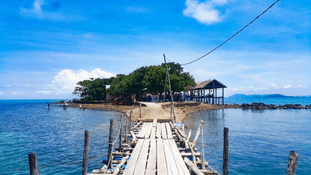 涼しく新鮮な気候と野生の美しさを備えたハティエン海賊島は、永遠に思い出に残るでしょう。