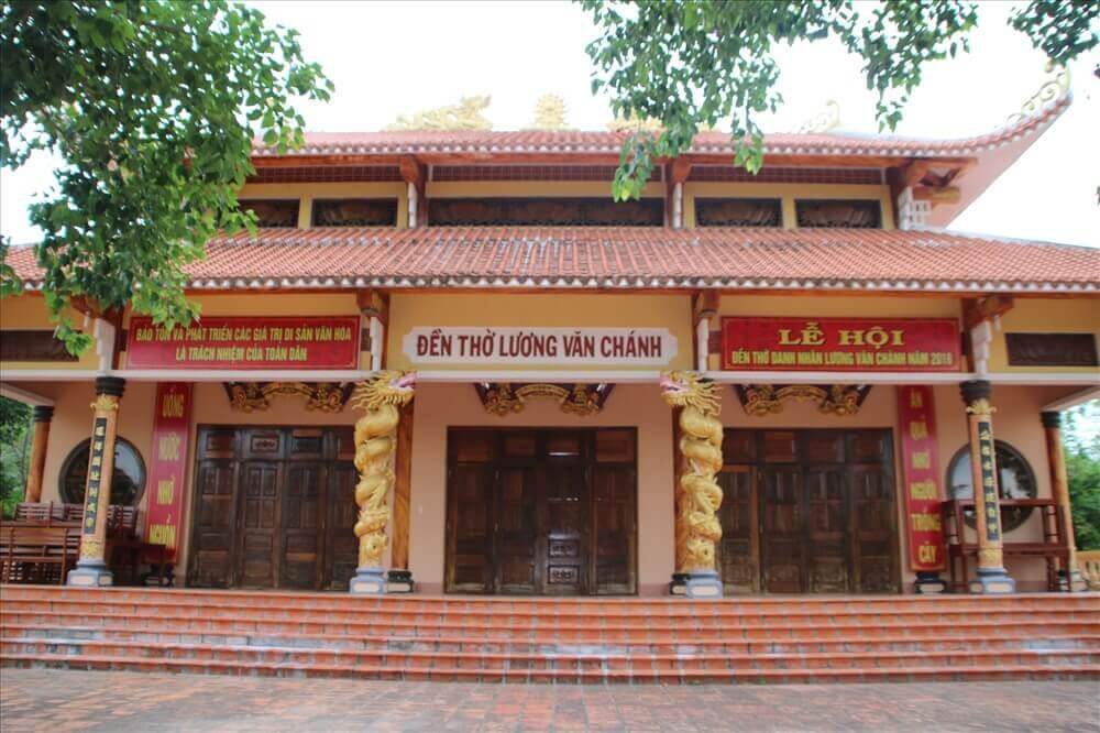 Đền thờ Lương Văn Chánh