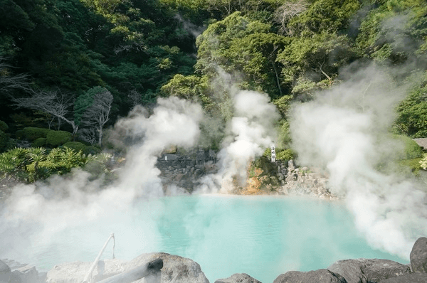 Nguồn khoáng nóng tự nhiên trong lành của U Va