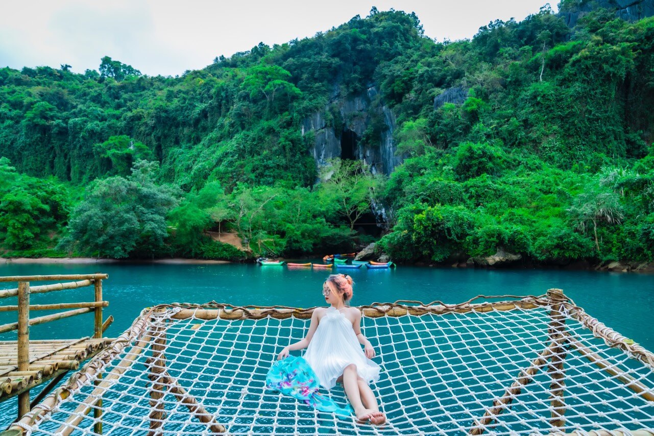 この場所は非常にロマンチックで、若者が訪れて仮想生活にチェックインできる仮想生活コーディネートです。