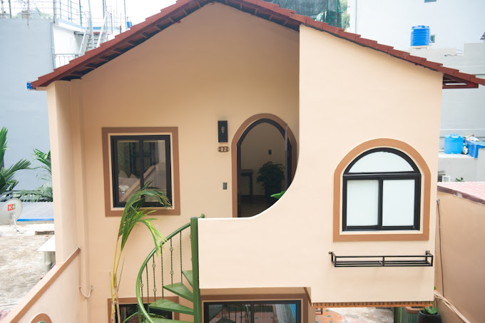 Family Room with Mountain View