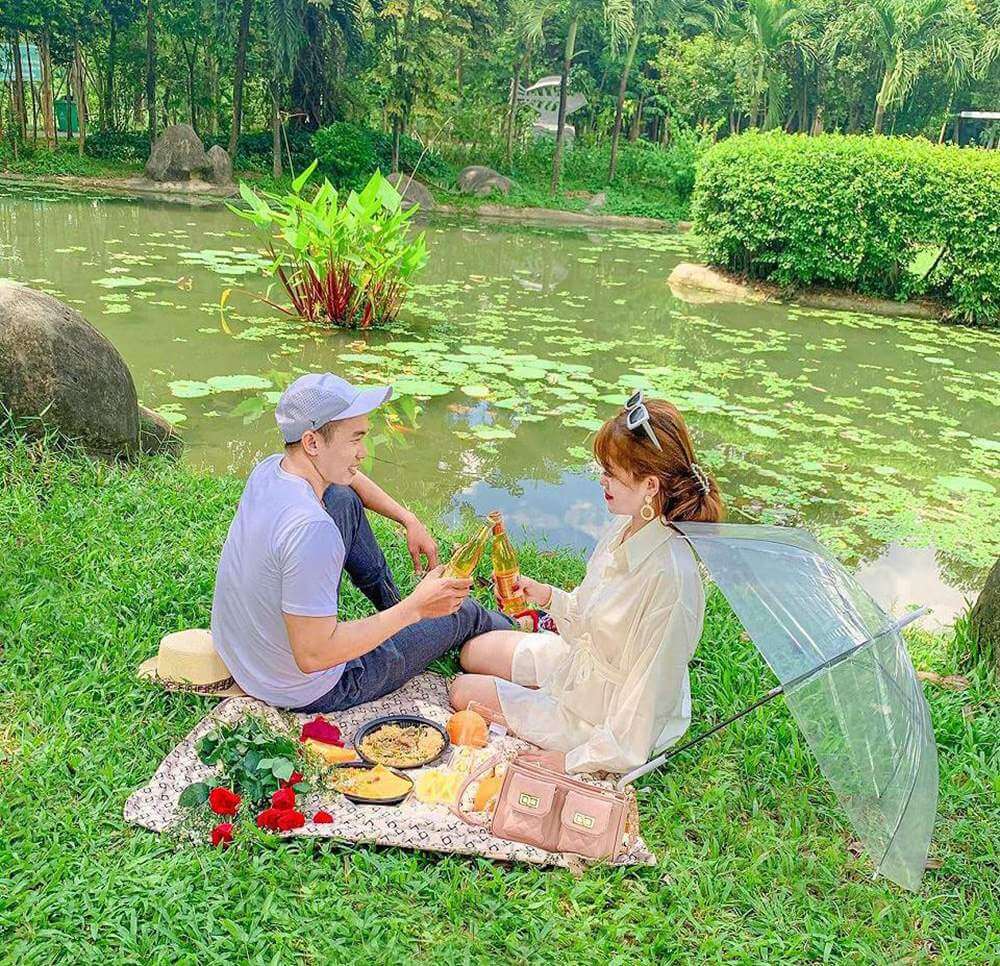 ここでビンズオン省のチェックインを体験すると、都会の埃や騒音から離れ、新鮮で涼しい雰囲気をお楽しみいただけます。