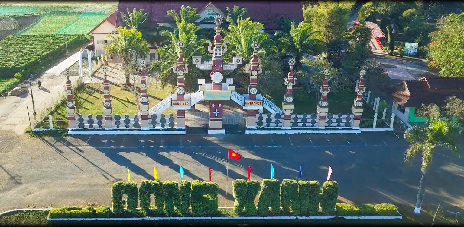 중앙 고원의 문화 공간인 Dong Xanh 공원을 탐험해보세요