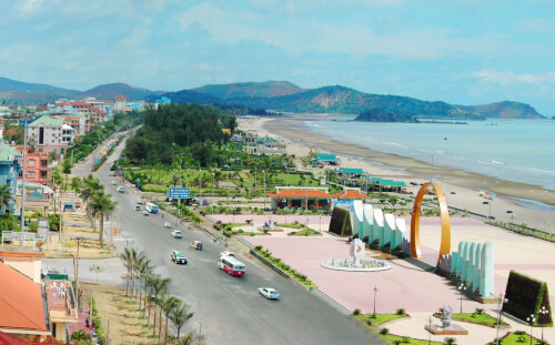 Buổi sáng đẹp trời tại biển Cửa Lò