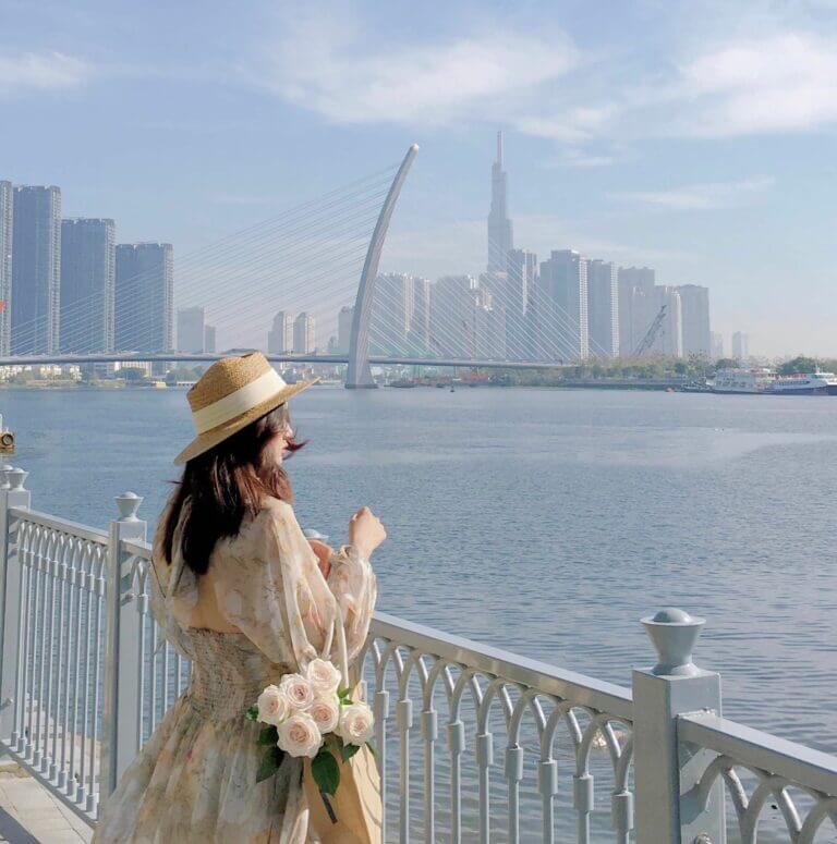 この場所は多くの若者にとって馴染みのある場所となっています