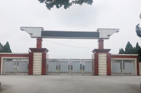 Lễ đài sân vận động thành phố Yên Bái