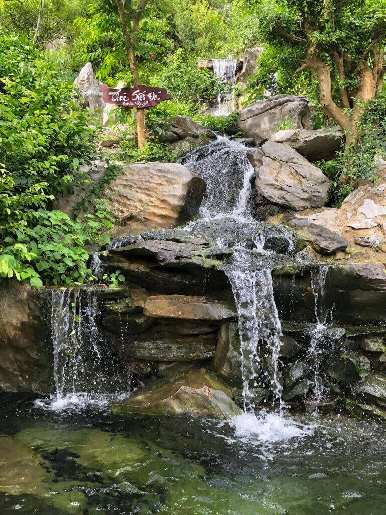 Suoi Da 생태 관광 지역