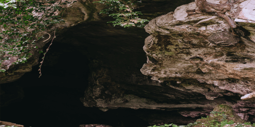 Cổng hang Thẩm Ồm