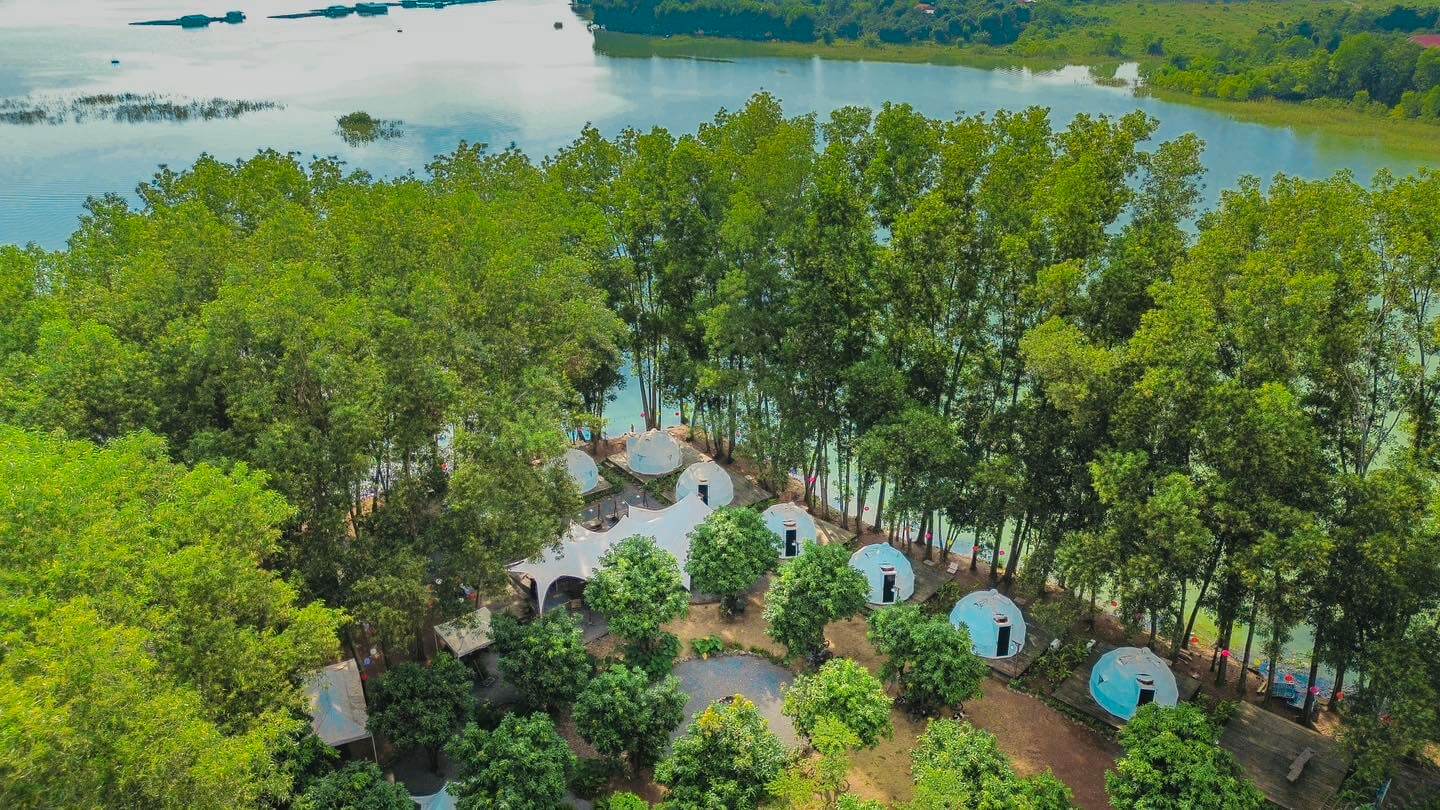 エマ グランピングの自然に浸れる空間は、ドンナイ旅行で多くの人々を魅了します。