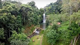 マンデンは千の真ん中でクールです