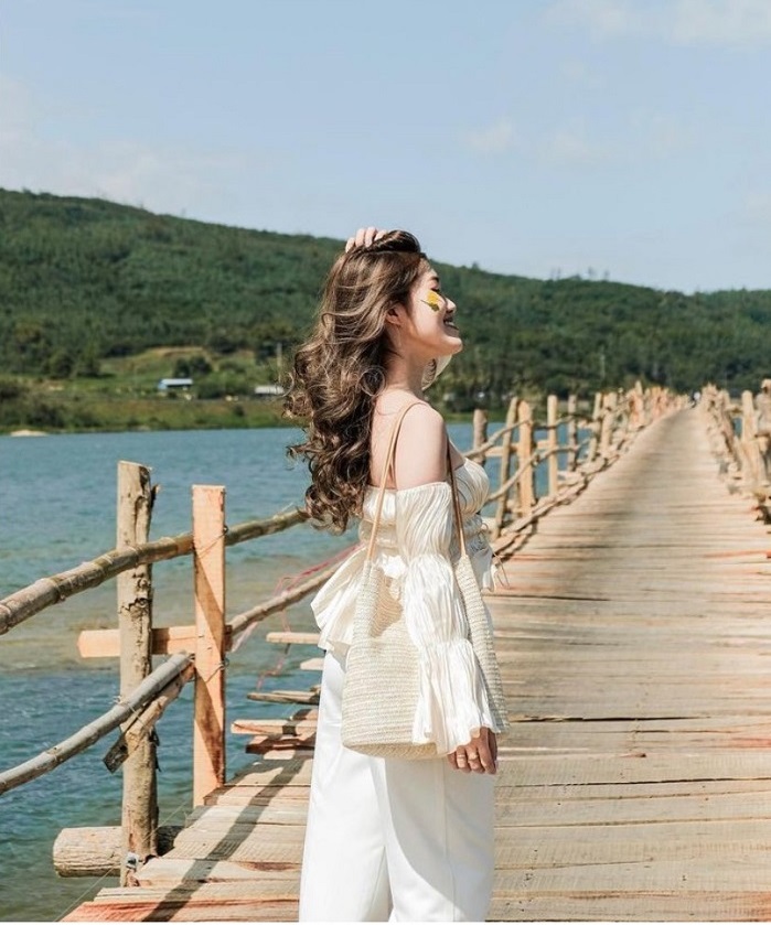 Khung cảnh tuyệt đẹp của cầu gỗ Ông Cọp.