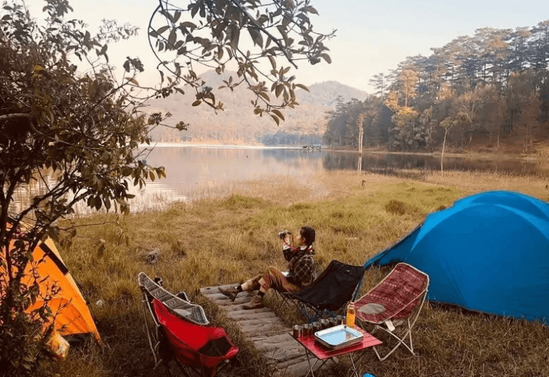 Na Hang tourist area