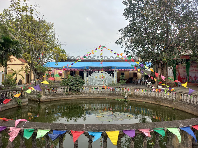 Luong Xa Communal House