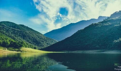 Xa Huong Lake Tam Daoを探索する