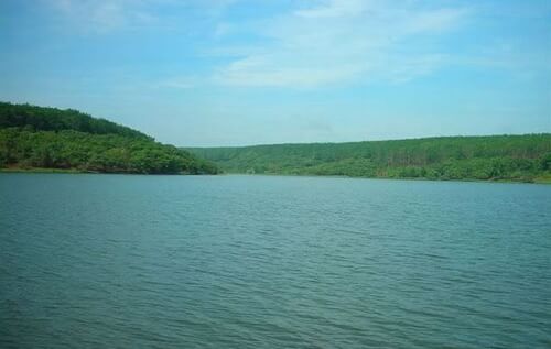 スオイ ラム湖の観光エリア - 遠景
