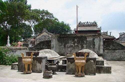 Di tích Lăng mộ Trịnh Hoài Đức