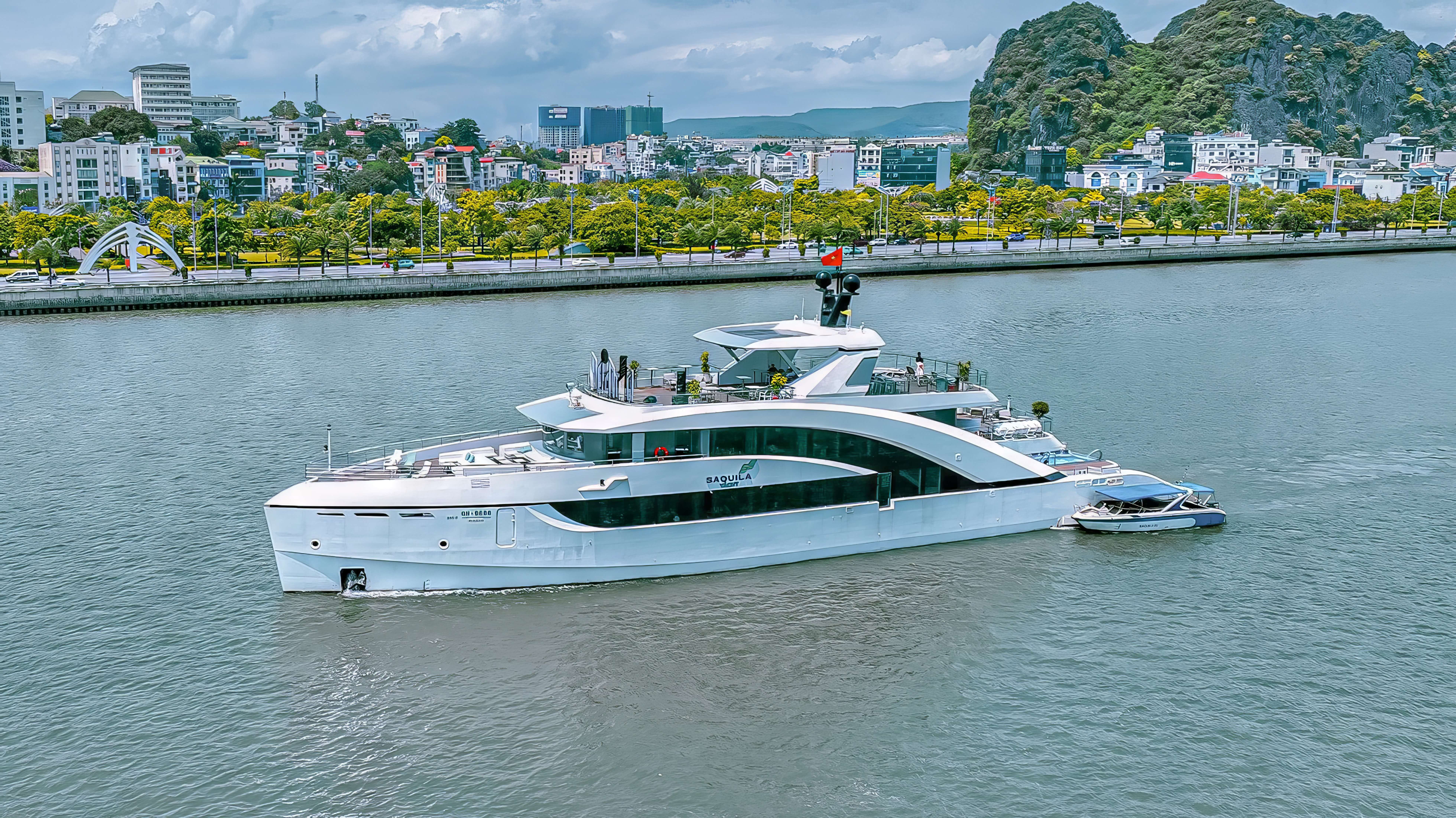 SAQILA CITY VOYAGE 5*