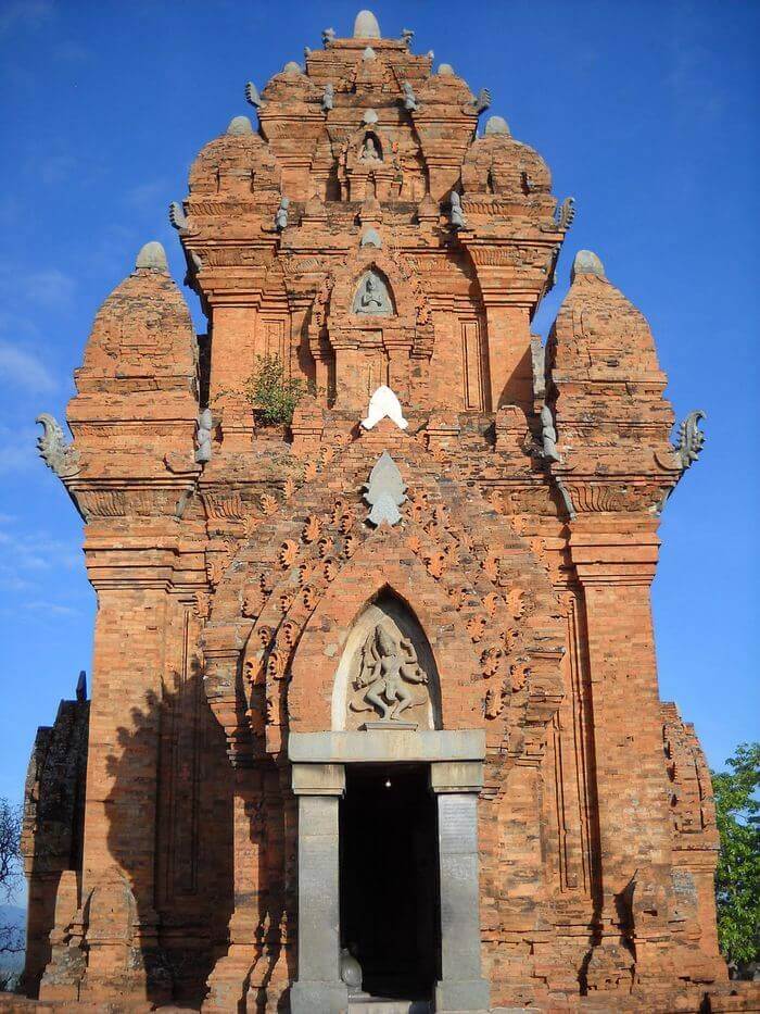 포 클롱 가라이 타워