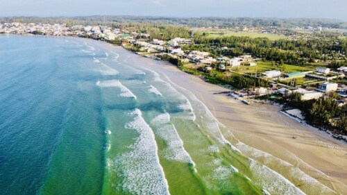 クアンガイの知る人ぞ知る 6 つの自然のままのビーチ