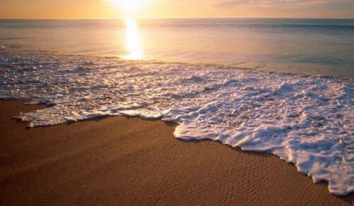 カイロン ビーチの夜明け