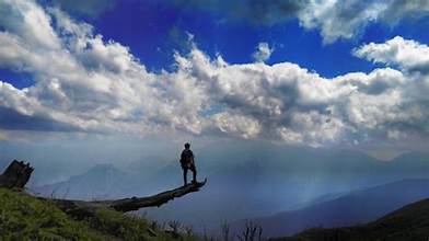 「雲を狩って星を拾う」のが好きな人のための有名なトレッキング ルート