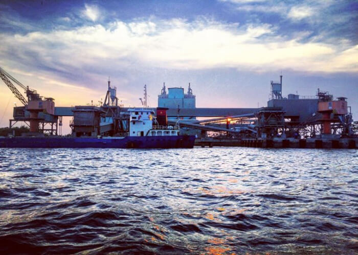 Cảng biển Tân Lập