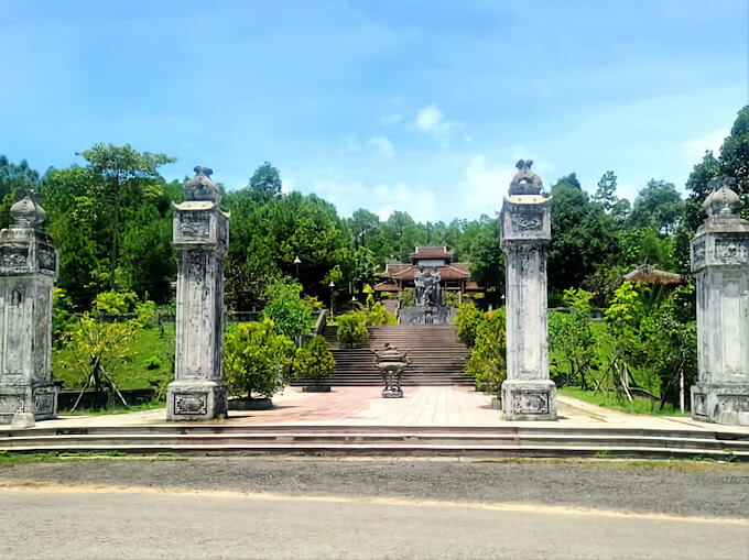 九つのトンネル歴史遺跡エリア