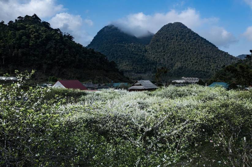 Cổng trời Mường Lống