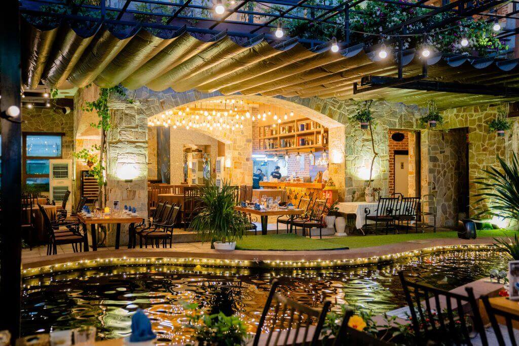 Ngoc Phuong Nam 레스토랑 시설 1.