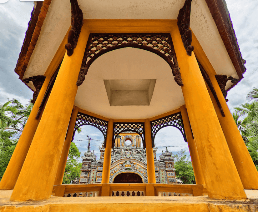 Discover the flavors of the ancient capital's cuisine