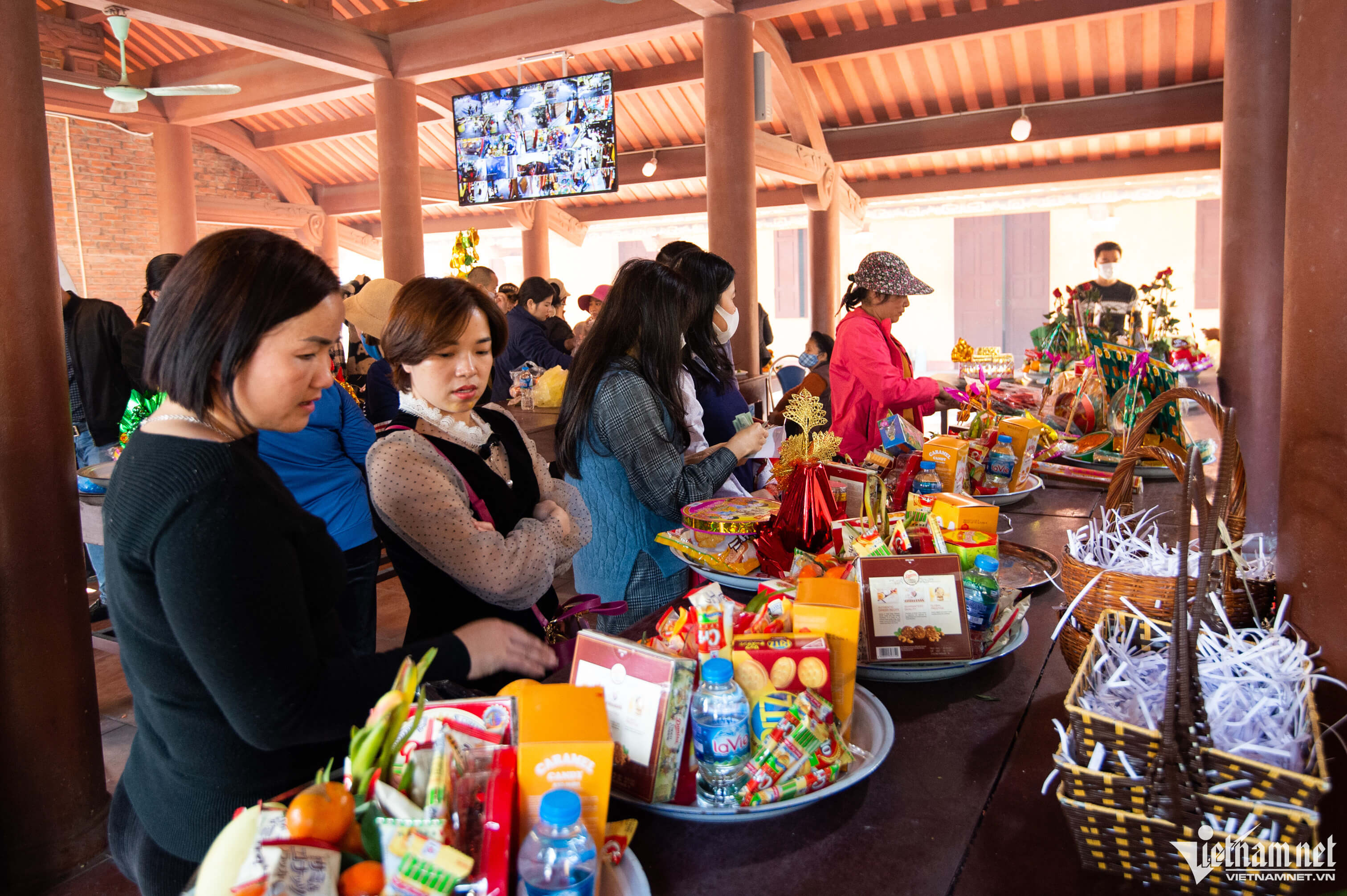 Đền Bà chúa Kho