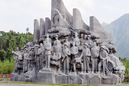 Di tích sở chỉ huy chiến dịch Điện Biên Phủ