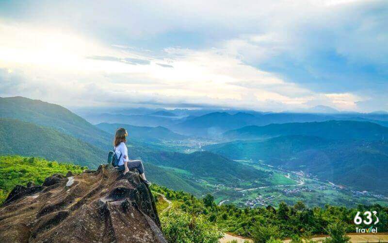 Leo núi Cao Ly săn mây