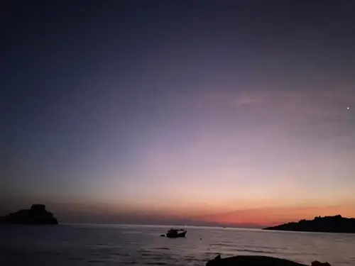 무이도이의 아름다운 일출