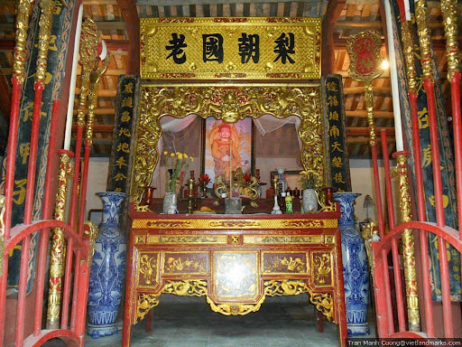 ホアン・グーフック公爵、ヴィップ地区に生まれる