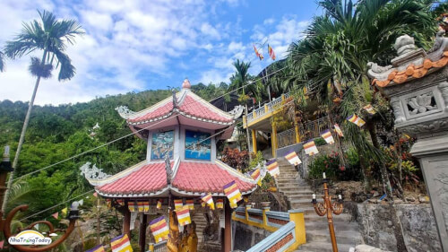 Suoi Do Pagoda - 나트랑의 유명한 영적 장소